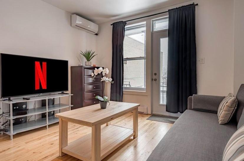 5-Star Prime Location - Bright Condo Montreal Exterior foto